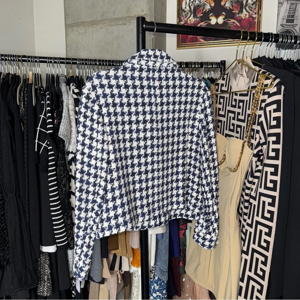 Zara Navy And White Houndstooth Tweed Cropped Jacket Jewel Buttons Womens XS NWT - Picture 7 of 8